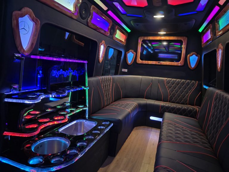 Luxury Markham Limo Rentals – Elevate Your Travel Experience