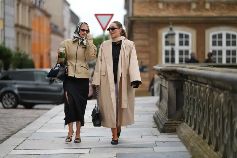 Trench Coat Styling for Sophisticated Seasonal Fashion